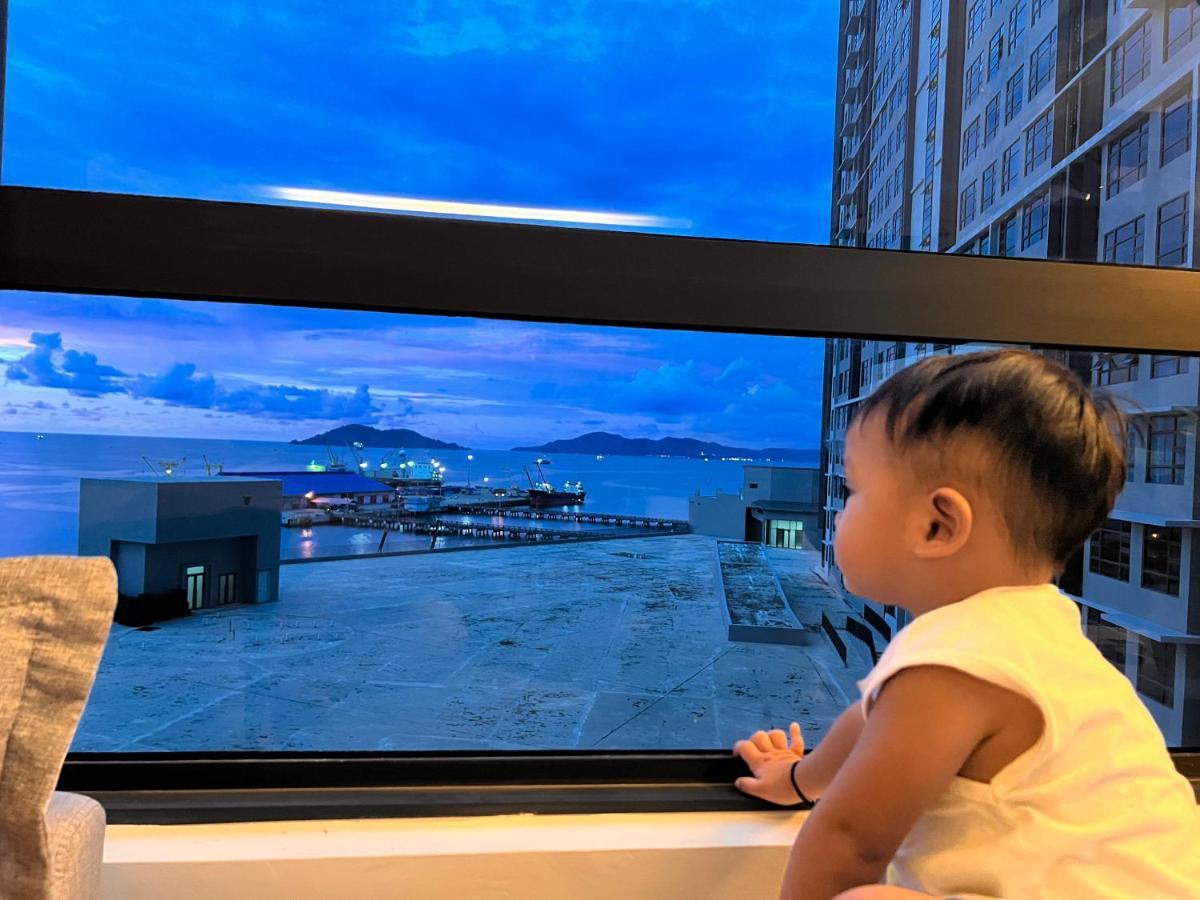 Jesselton Quay Suite By Backyard Kota Kinabalu Zewnętrze zdjęcie